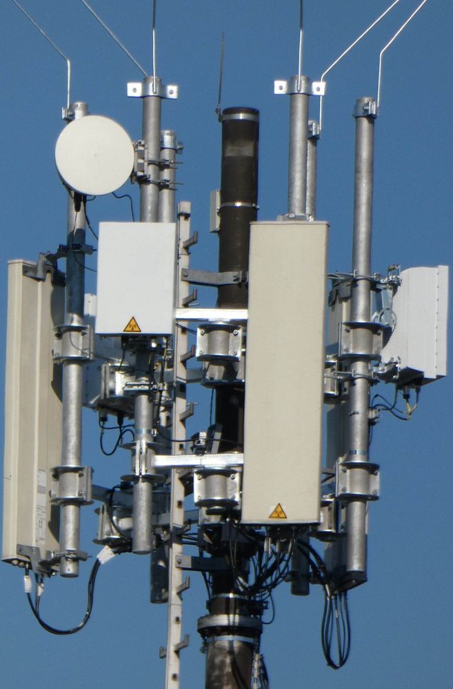 DXL828 mit neuen N78 AAUs