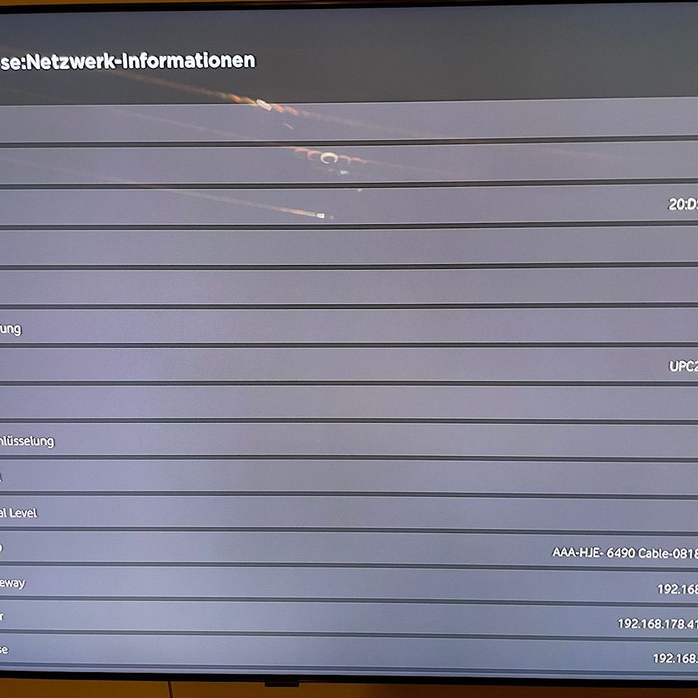 AP SSID =  interner Router  AAA…. ist WLAN-Netzwwrk von Fritzbox