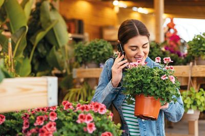 Studio-VF_Woman_Garden_Centre_Phone_CMYK.jpeg