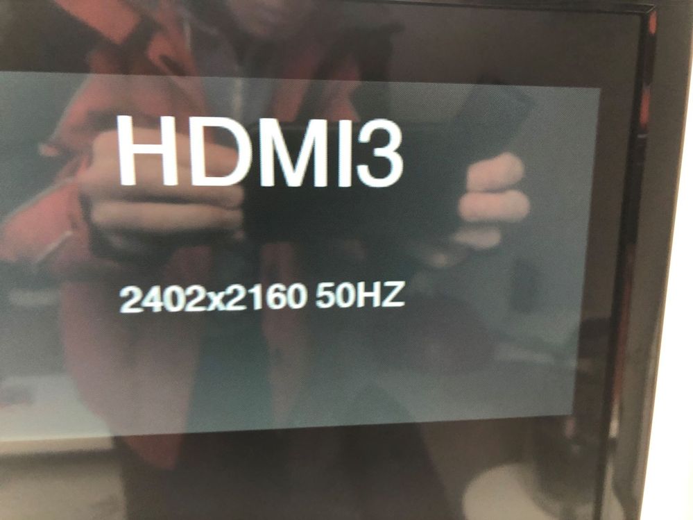 UHD-Fernseher mit 4k_60Hz_HDR.JPG