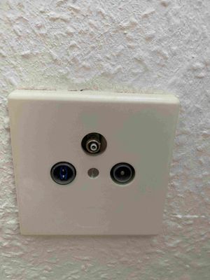 Anschlussdose (1).jpg